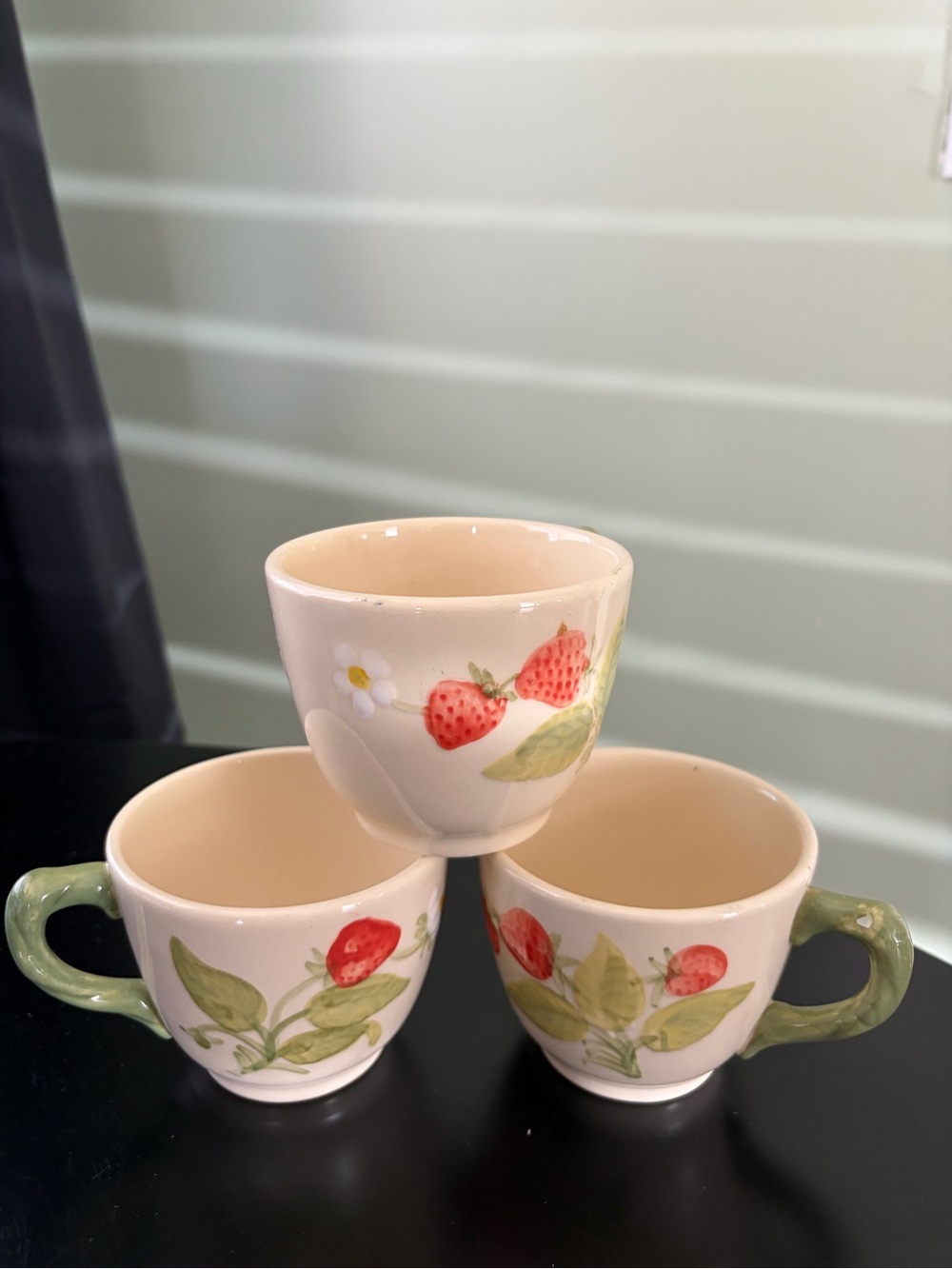 Vintage Franciscan “Strawberry Fair” Ceramic Coffee Tea Cups Mugs Set of 3
